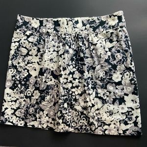 Bundle $$ Floral Mini Black White Skirt Gap